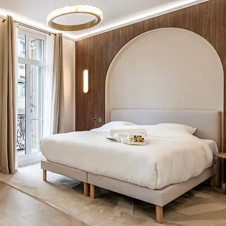 - Clr - Stunning 3 Bedroom With Terrace In The Heart Of Apartamento *